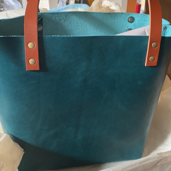 Portland Leather Goods Classic Medium Tote, Caribbean, NWT - Picture 3 of 6